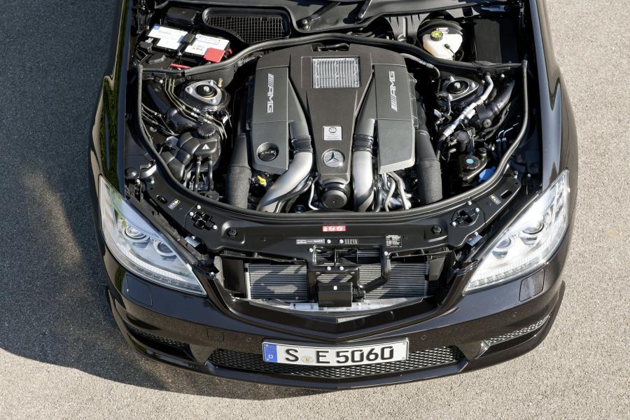  Mercedes-Benz S63 AMG 2010 года  (фото 12 из 24)